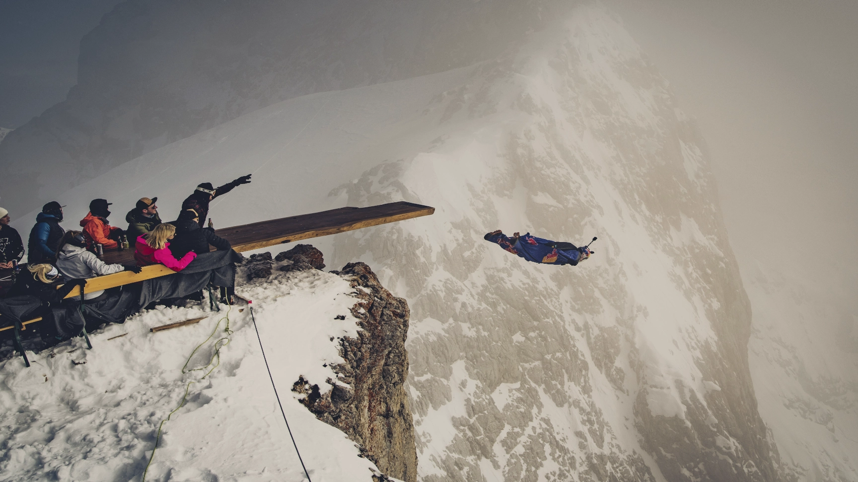 dreikant-home-passiontour-marco waltenspiel dachstein tisch