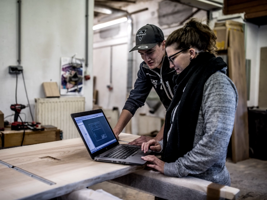dreikant-handwerk-designstudio-Fertigungszeichnung für Tischlerei und Schlosserei