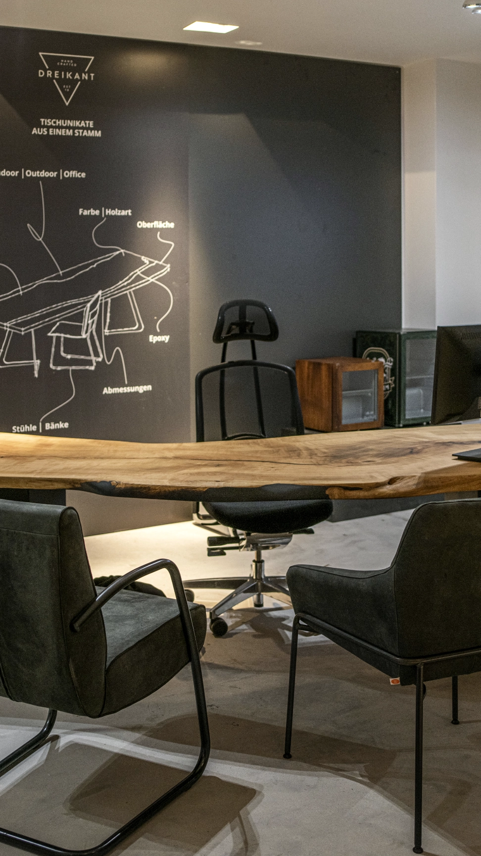 dreikant-showroom palma-tische auf mallorca